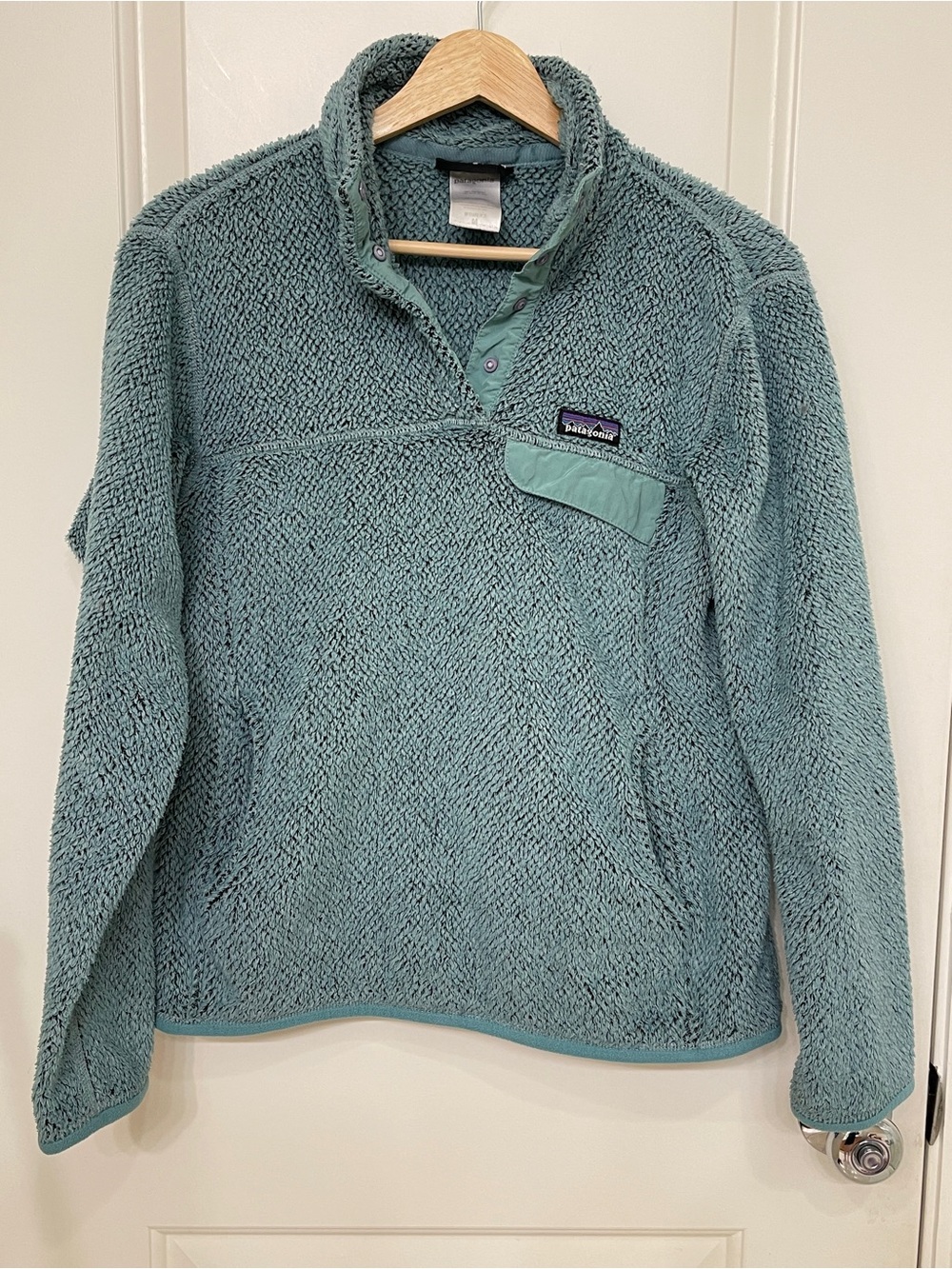 Patagonia Women's Pullover Fleece in Sage Green
